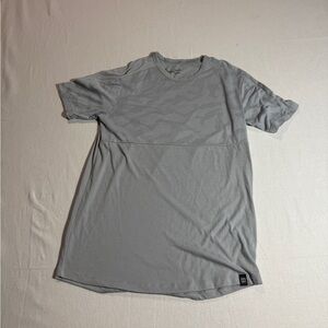 Under Armour Boys Size Small Gray‎ Camouflage Men's T-Shirt